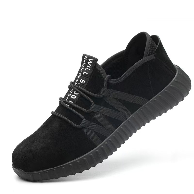 Low cut shoes